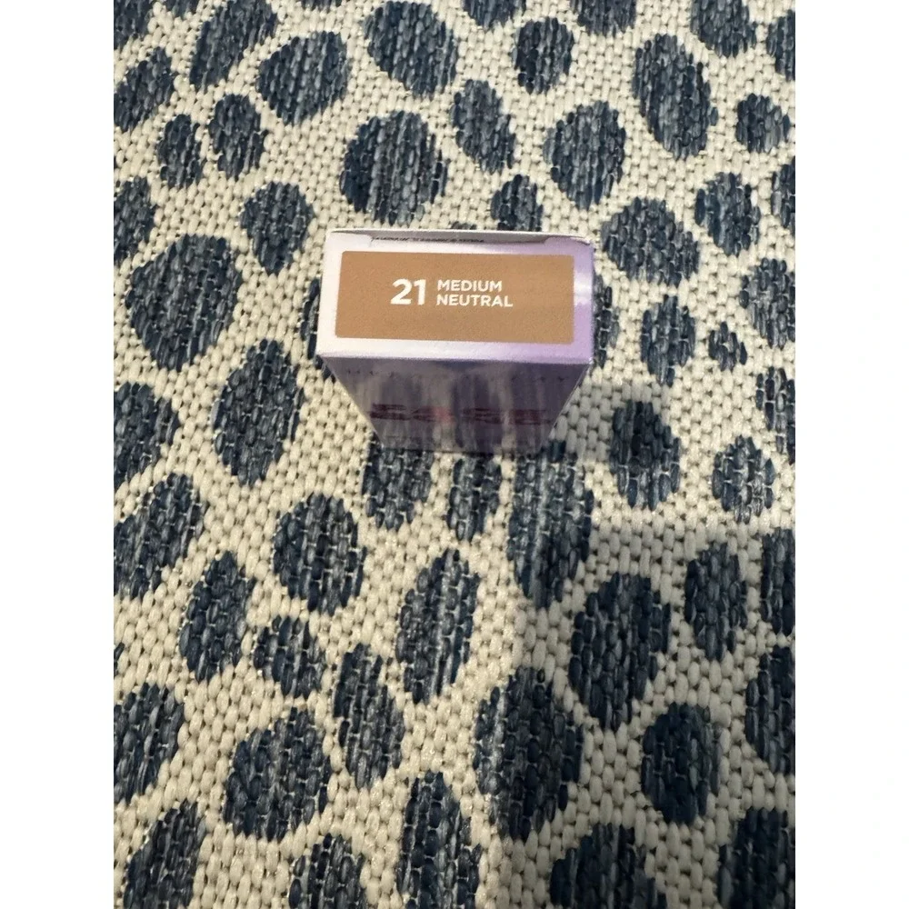 Urban Decay Face Bond Foundation 21 Medium Neutral New In Box